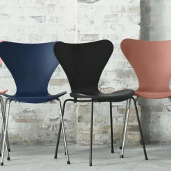 Fritz Hansen Serie 7™ Stuhl gefärbte Esche Monochrom 4er Set| Stühle