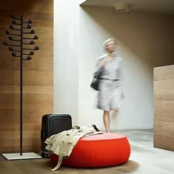 Garderoben^Arper Song Garderobenständer