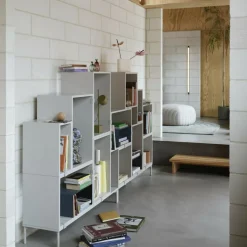 Muuto Stacked 2.0 Podium mit Rohrgestell 131x35cm| Regale|Regalsysteme
