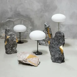 Gubi Stemlite Tischleuchte H 70cm| Nachttischleuchten