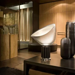 Nachttischleuchten^Flos Taccia LED Tischleuchte