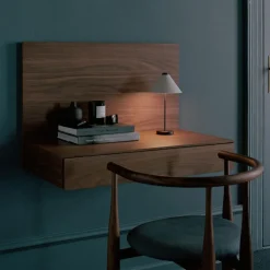 Tische^New Works Tana Wandmontierter Schreibtisch