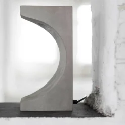 Tischleuchten|Nachttischleuchten^Serax Tangent Tischleuchte