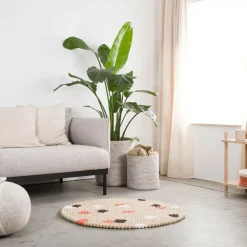 Teppiche^myfelt Terra Sand Filzkugelteppich