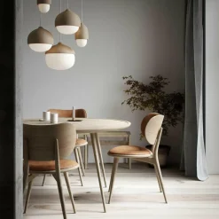 Stühle^Mater The Dining Chair