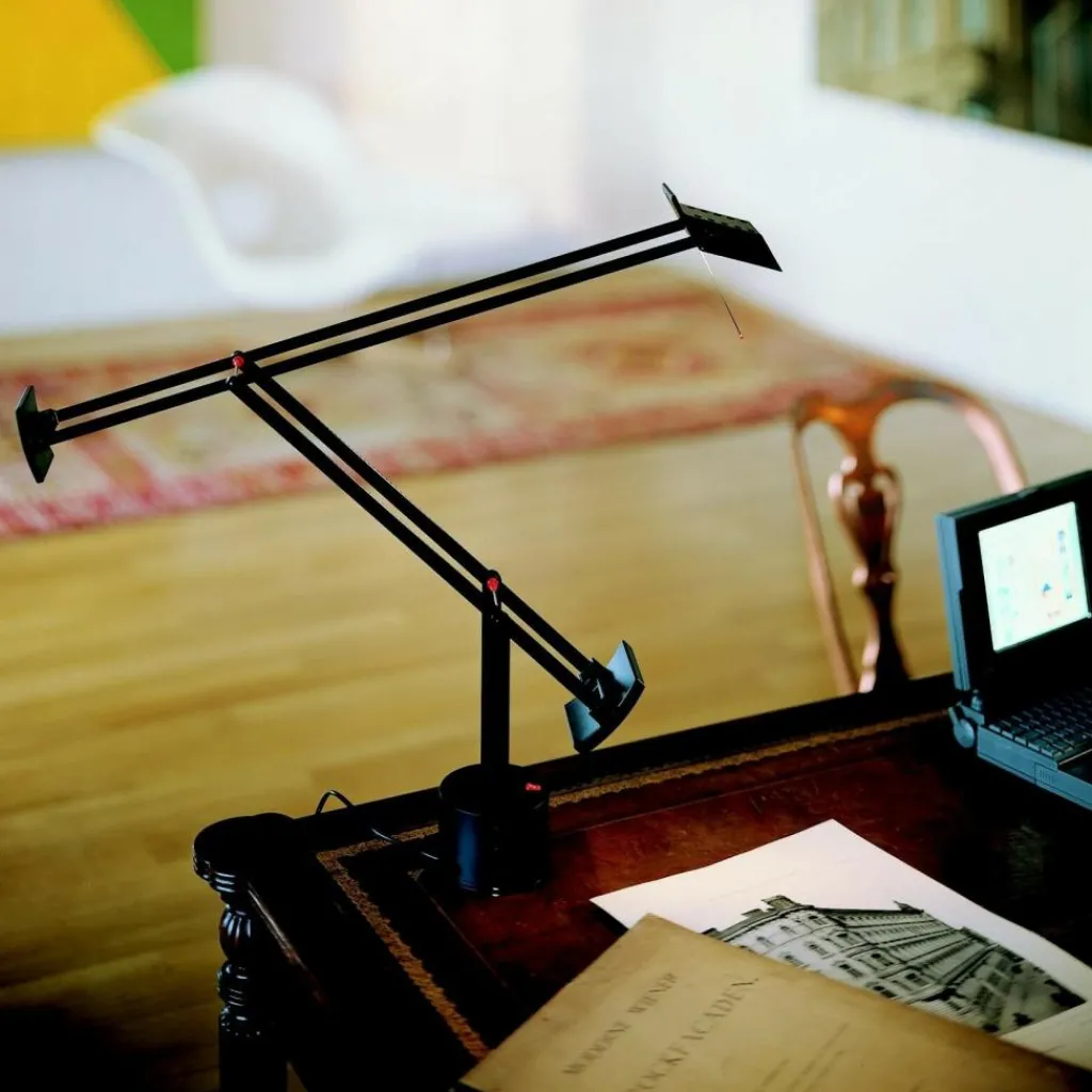 Schreibtischleuchten^Artemide Tizio 50 LED Schreibtischleuchte