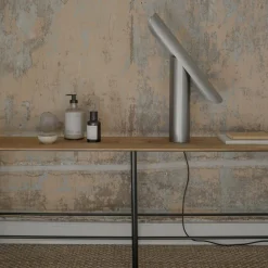 Frama T-LED Tischleuchte| Tischleuchten|Nachttischleuchten