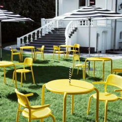 Fatboy Toní Bistrotisch + Gartenarmlehnstuhl| Gartenstühle|Gartentische