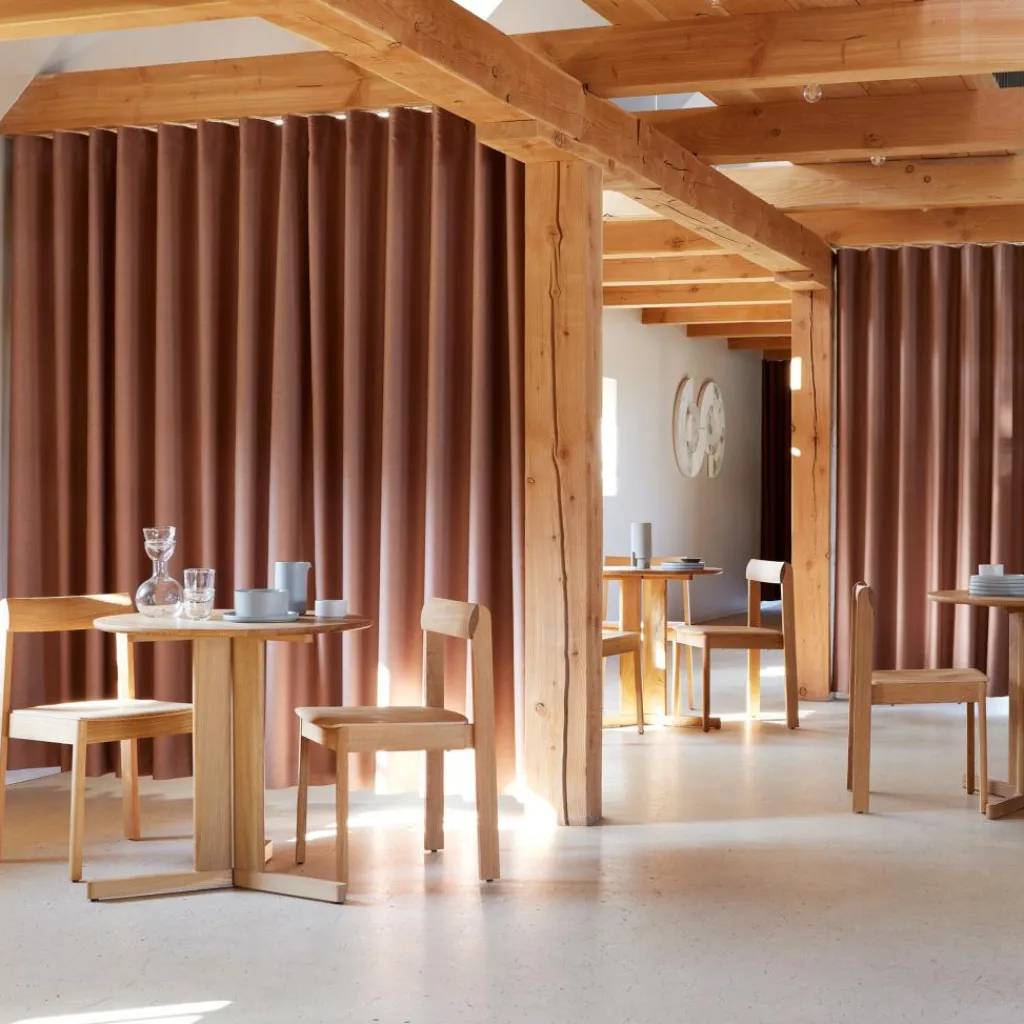 Tische^Form & Refine Trefoil Tisch Ø75cm