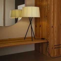 Tischleuchten^Santa & Cole Tripode G6 Tischleuchte