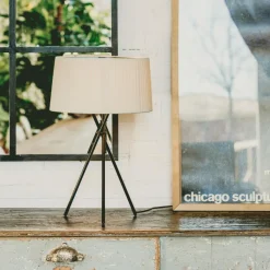 Santa & Cole Tripode M3 Tischleuchte| Nachttischleuchten