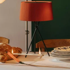 Santa & Cole Tripode M3 Tischleuchte| Nachttischleuchten