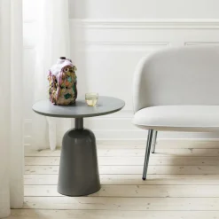 Tische^Normann Copenhagen Turn Beistelltisch Marmor höhenverstellbar