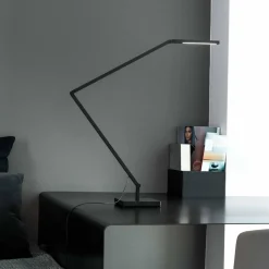 Nemo Untitled Linear LED Schreibtischleuchte mit Fuß| Schreibtischleuchten