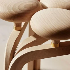 Hocker^Fritz Hansen Utzon Hocker