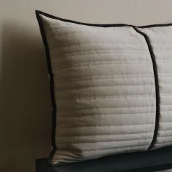 Ferm Living Vari Kissen gesteppt 60x80cm| Kissen