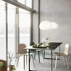 Muuto Visu Stuhl mit Holzgestell| Stühle