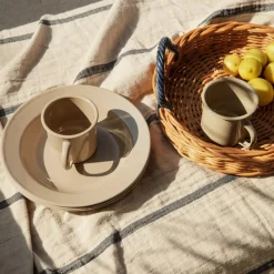 Geschirr^Ferm Living Yard Picknick Geschirr Set 8-teilig