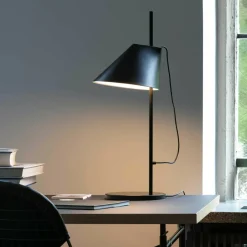 Tischleuchten|Nachttischleuchten^Louis Poulsen Yuh LED Tischleuchte