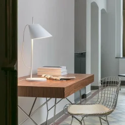 Tischleuchten|Nachttischleuchten^Louis Poulsen Yuh LED Tischleuchte