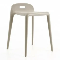 Hocker^Magis YuYu Hocker